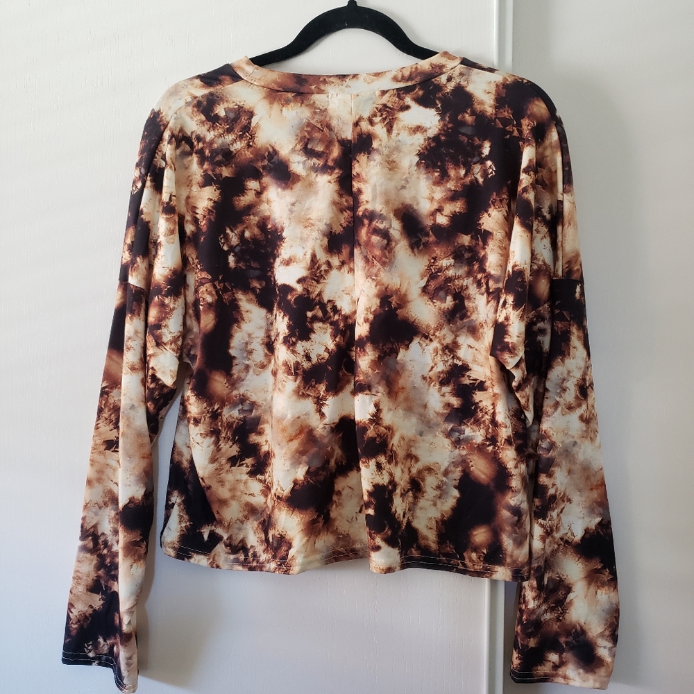 Nwt, PrettyLittleThing, Plus, Cream, Tie Dye, Round Neck Top. Size 18. - Picture 5 of 7